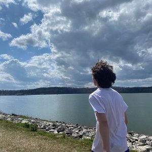 Meet your Posher, Lowe